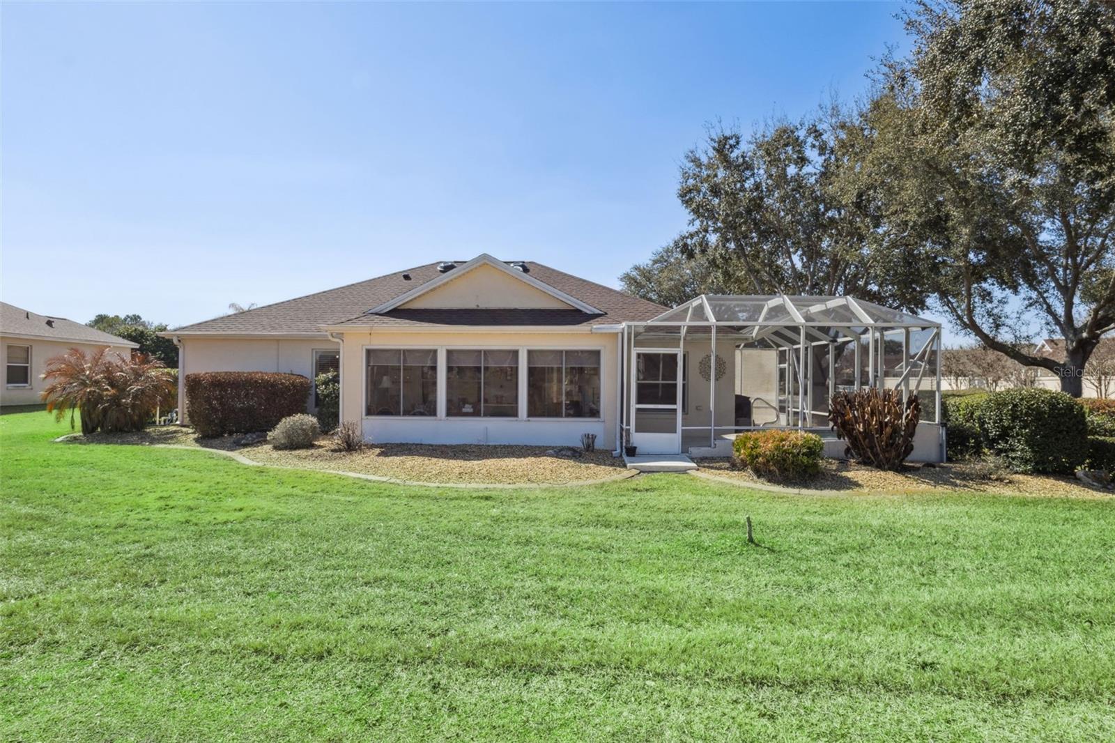 Image 33 of 70 For 17194 85th Willowick Circle