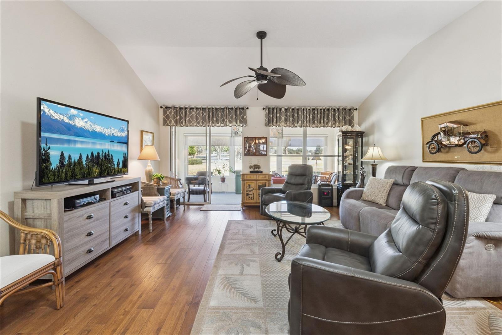 Image 4 of 70 For 17194 85th Willowick Circle