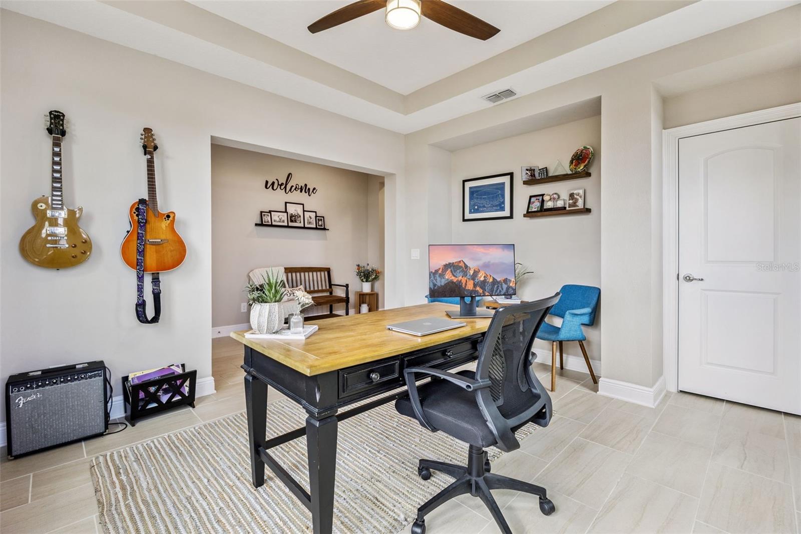 Image 10 of 39 For 17361 Channel Way