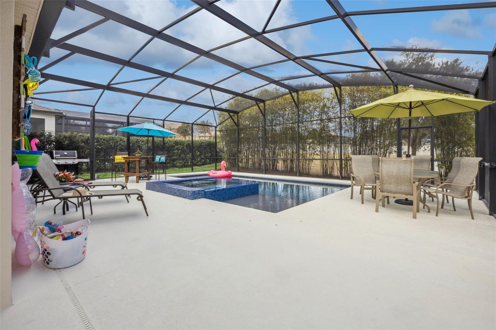 Image 17 of 39 For 17361 Channel Way