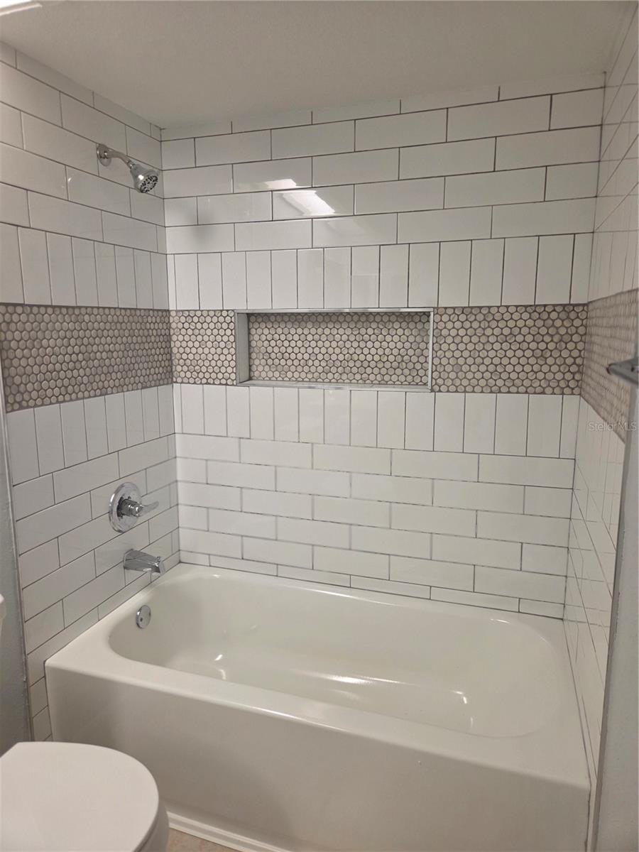 Image 11 of 15 For 743 Alfred Street