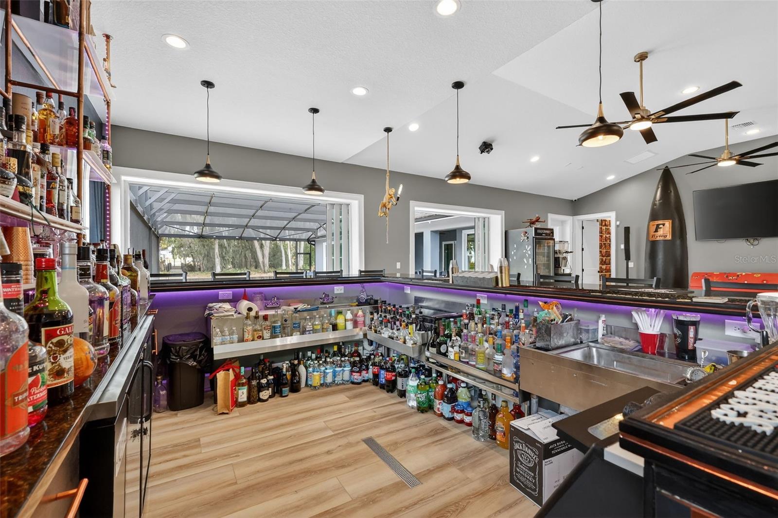 Image 35 of 62 For 2898 Ann Rou Road