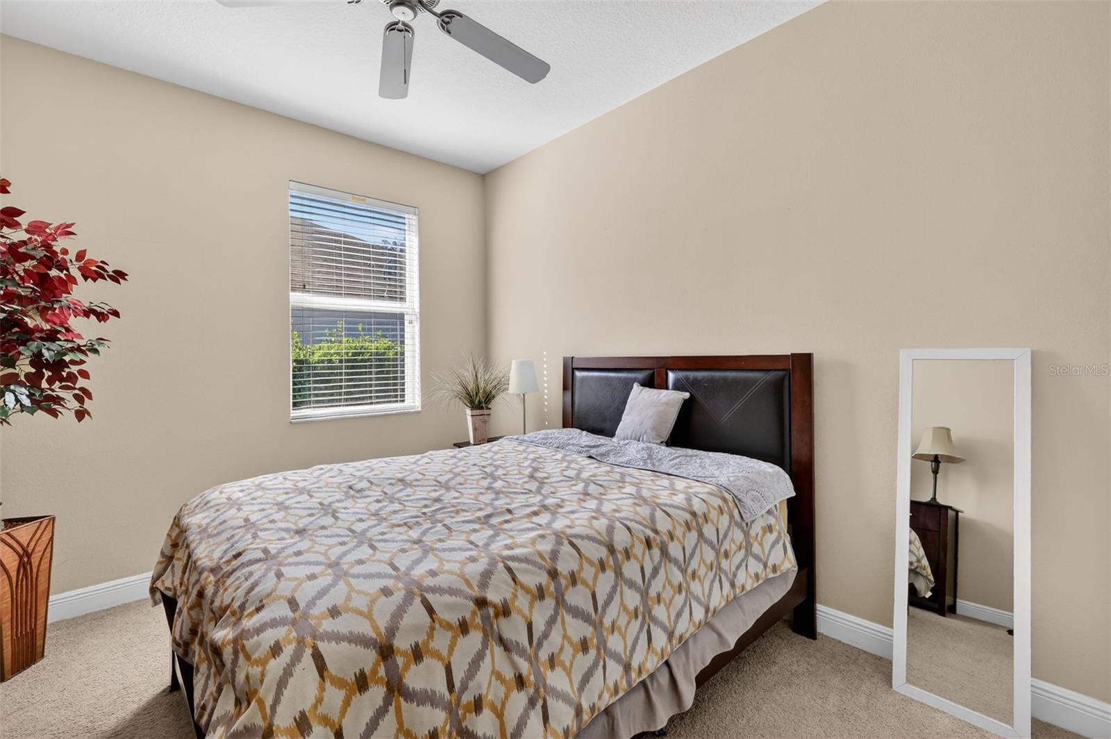 Image 20 of 39 For 6304 Rolden Court