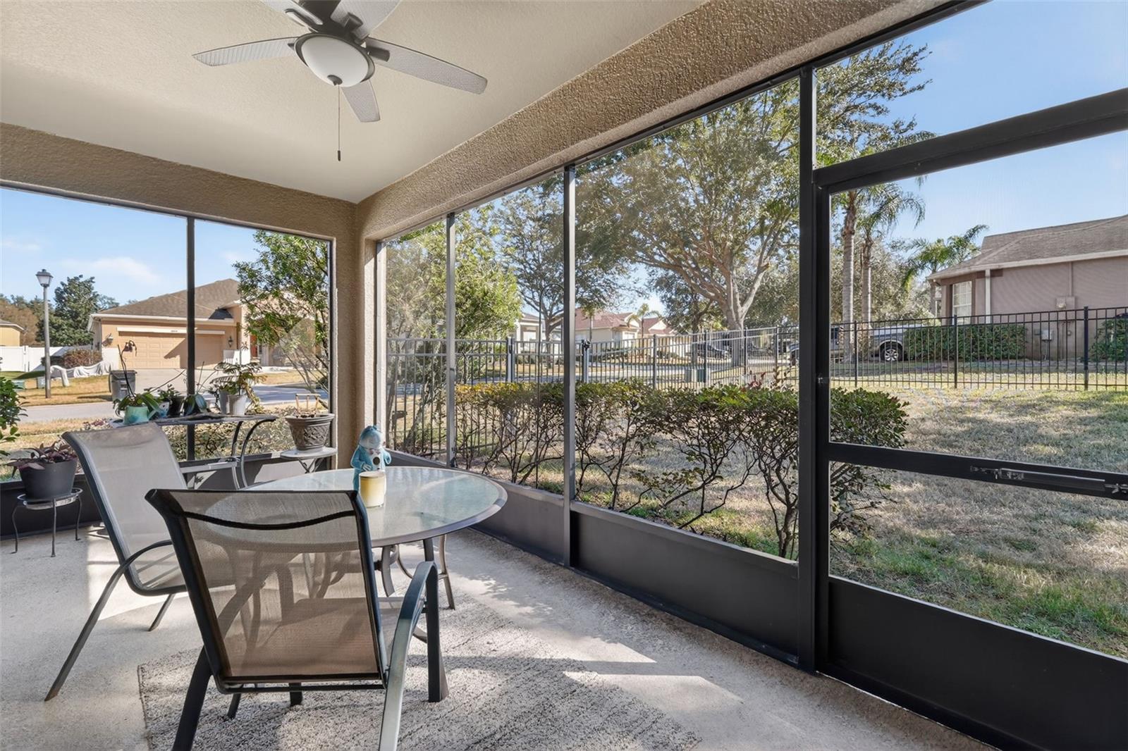 Image 23 of 39 For 6304 Rolden Court