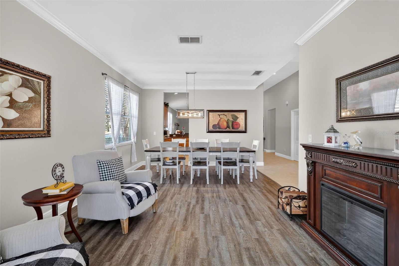 Image 4 of 39 For 6304 Rolden Court