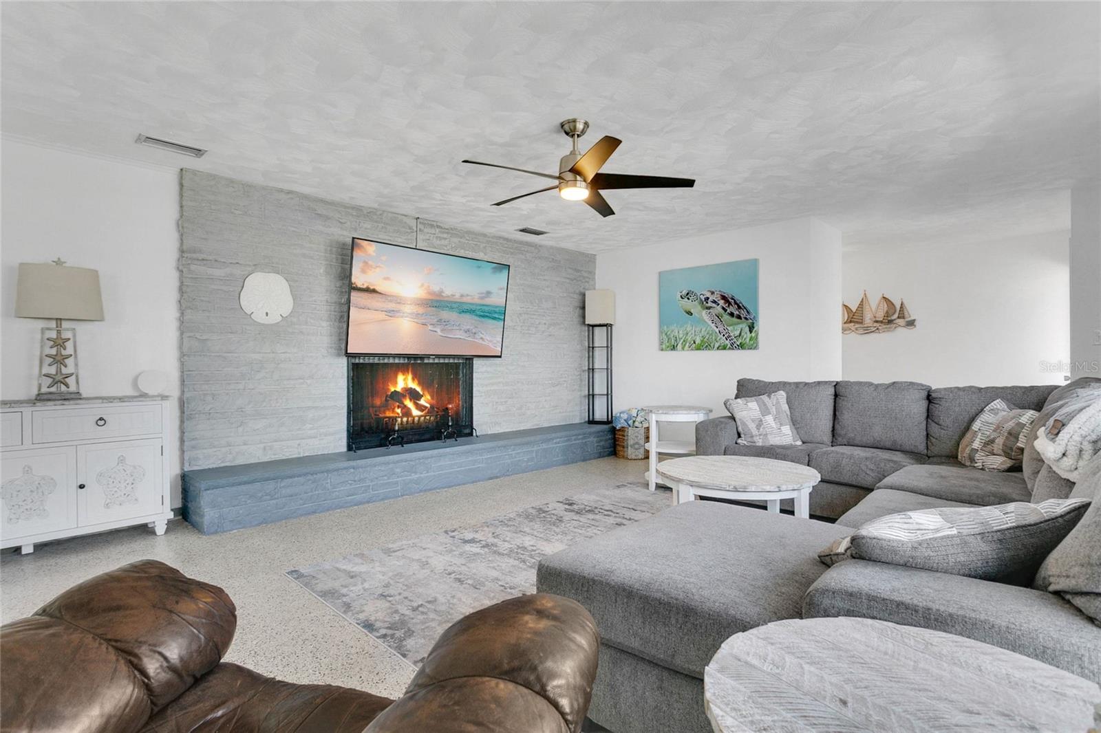 Image 3 of 29 For 7320 Marlo Road