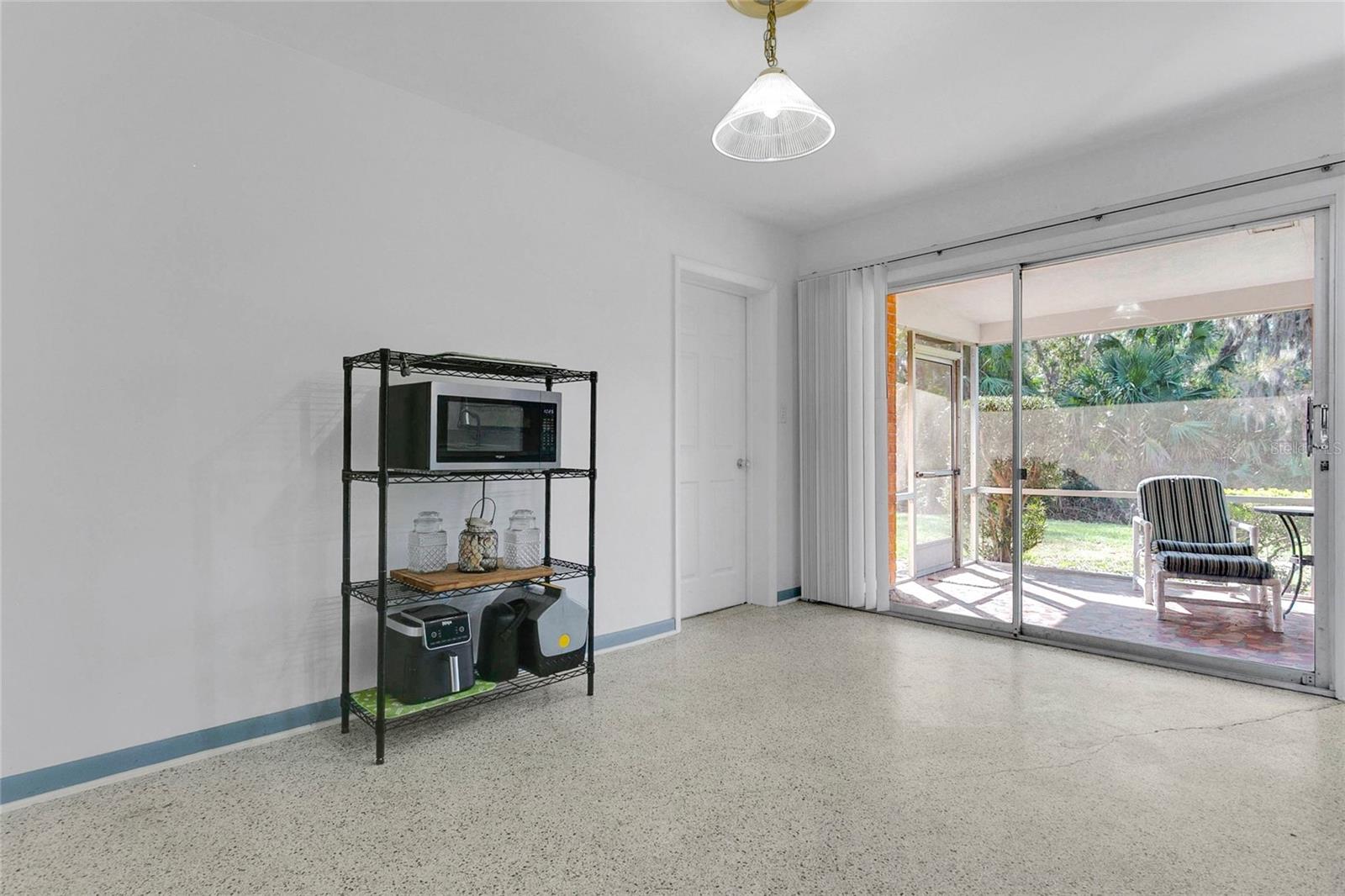 Image 7 of 29 For 7320 Marlo Road