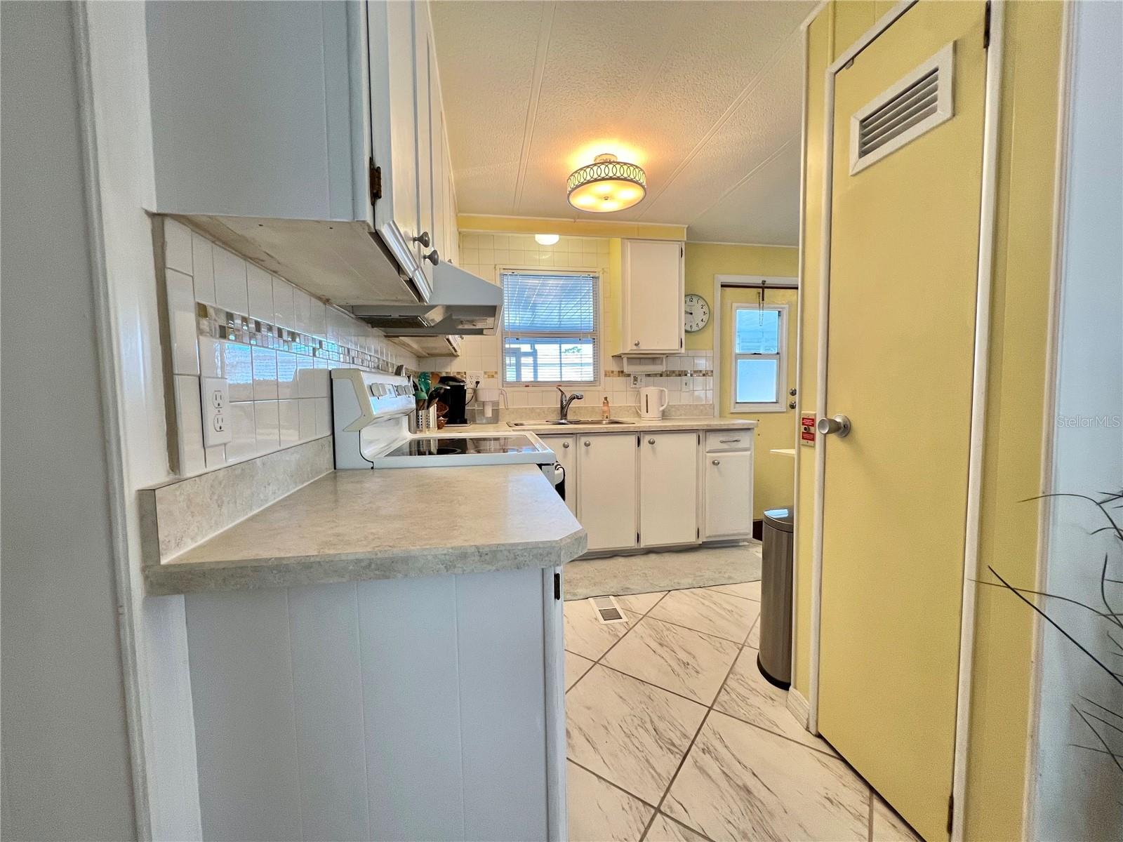 Image 5 of 35 For 217 Palo Verde Drive