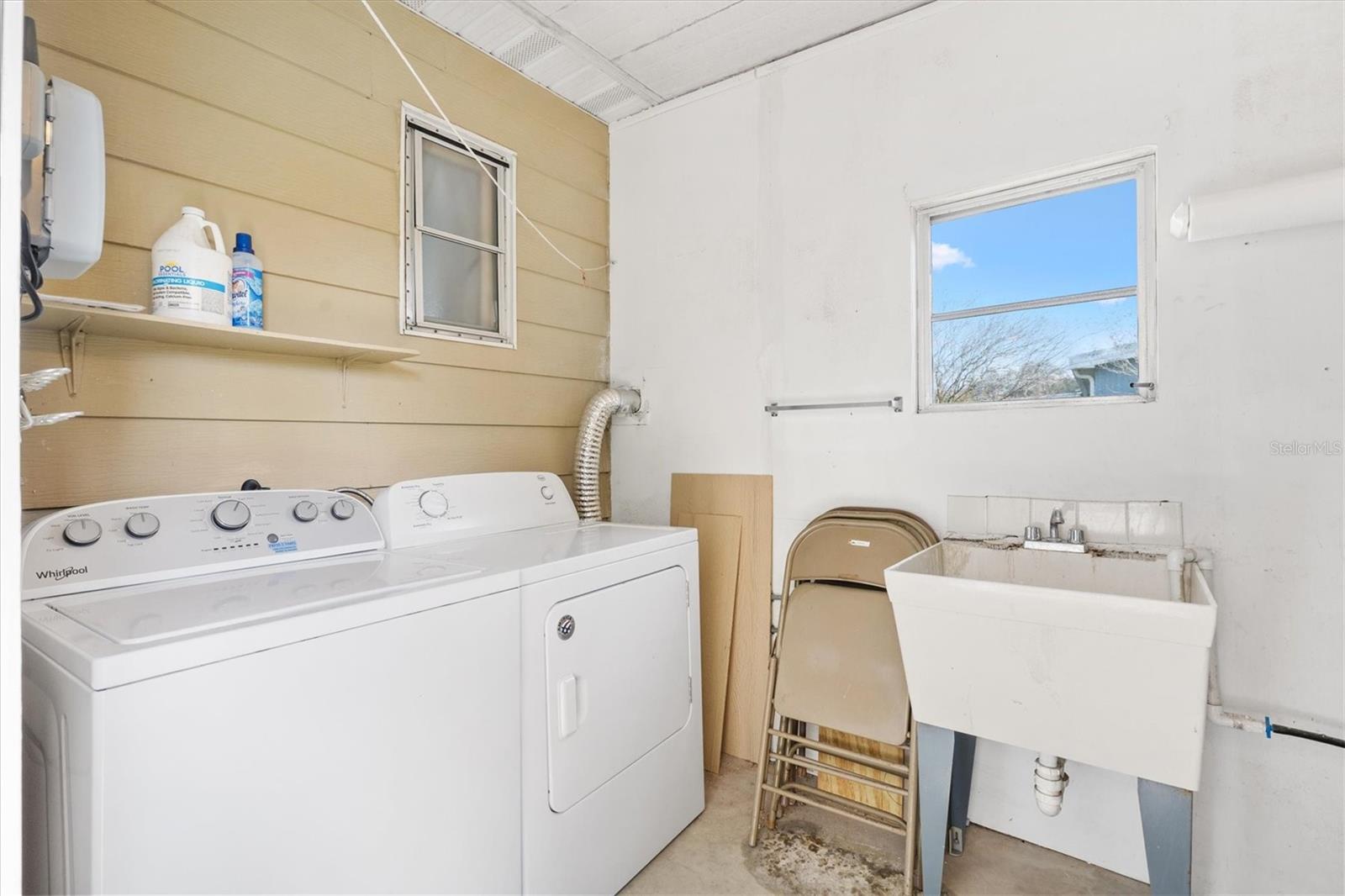 Image 28 of 35 For 724 Royal Palm Avenue