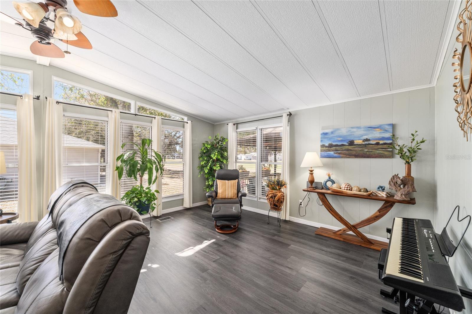 Image 23 of 47 For 1805 Kaufman Circle