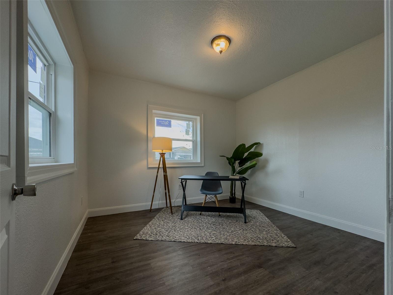 Image 23 of 34 For 1047 Clay Boulevard