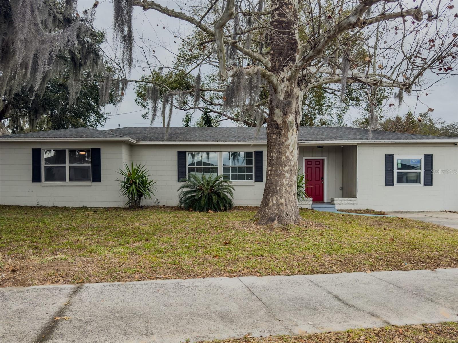 Image 3 of 34 For 1047 Clay Boulevard