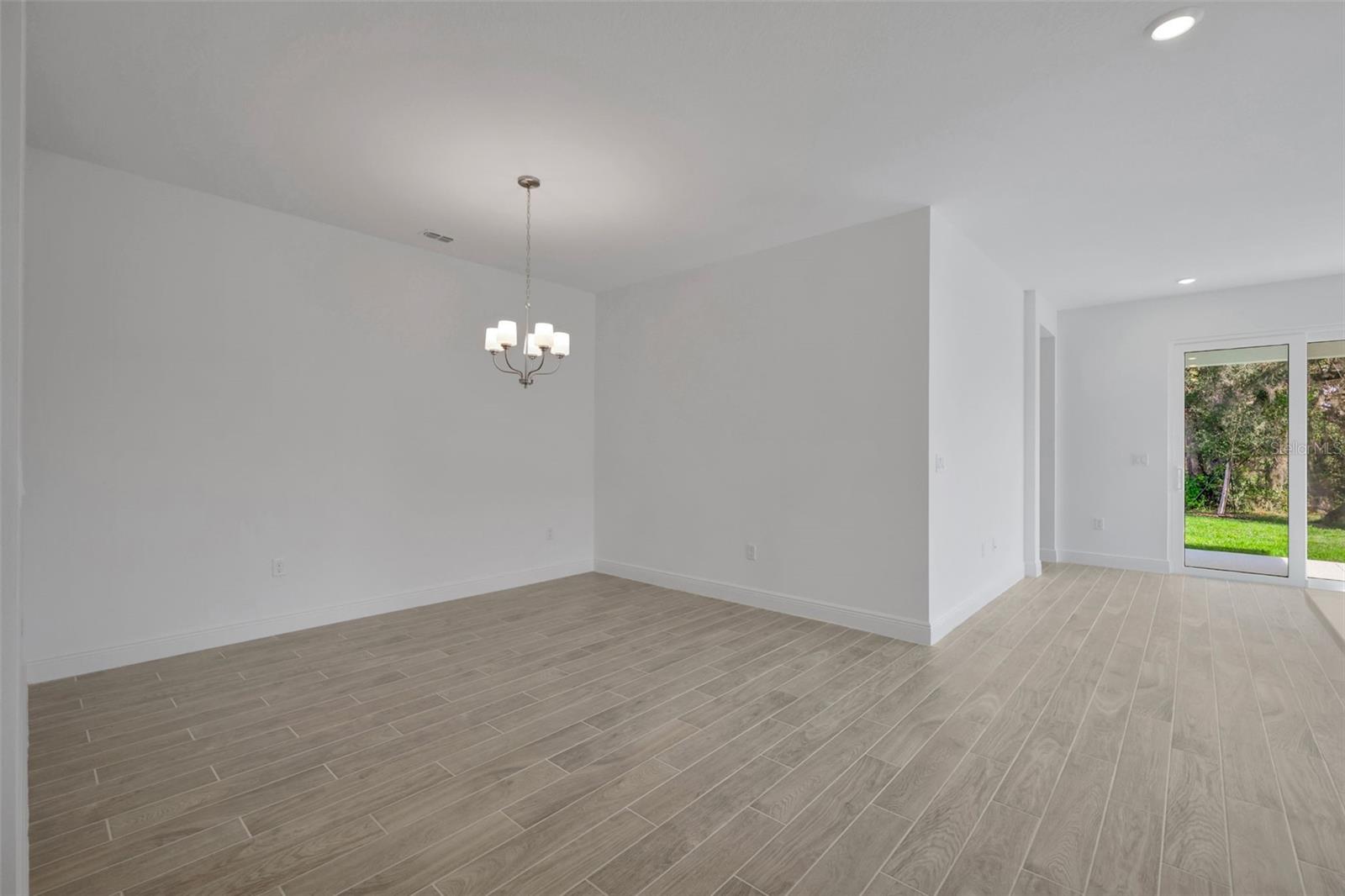 Image 35 of 36 For 5011 Firebush Drive