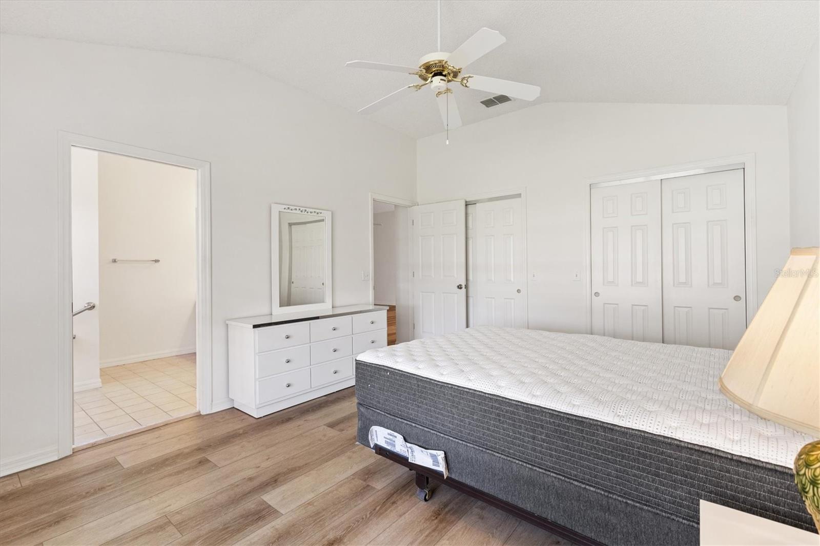 Image 18 of 40 For 1918 Armondo Drive