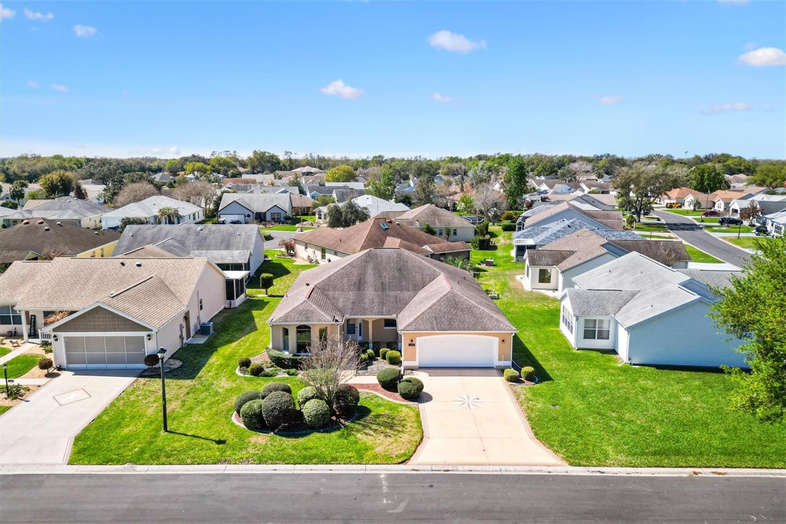 Image 34 of 40 For 1918 Armondo Drive