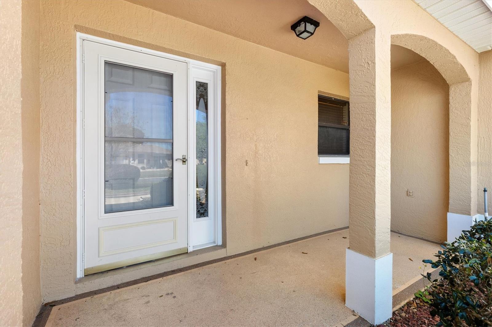 Image 4 of 40 For 1918 Armondo Drive