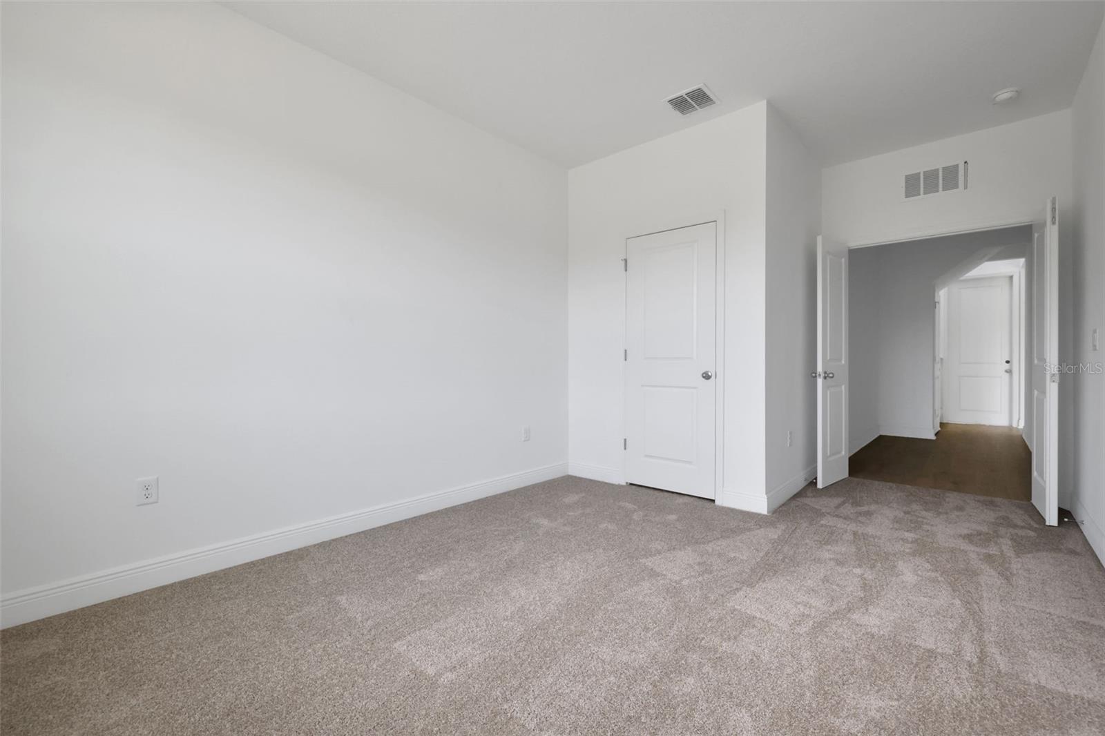 Image 16 of 47 For 5391 Nickerbean Street