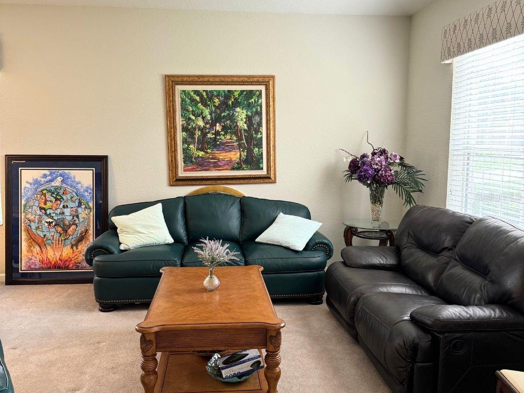 Image 6 of 18 For 2900 Columbus Avenue