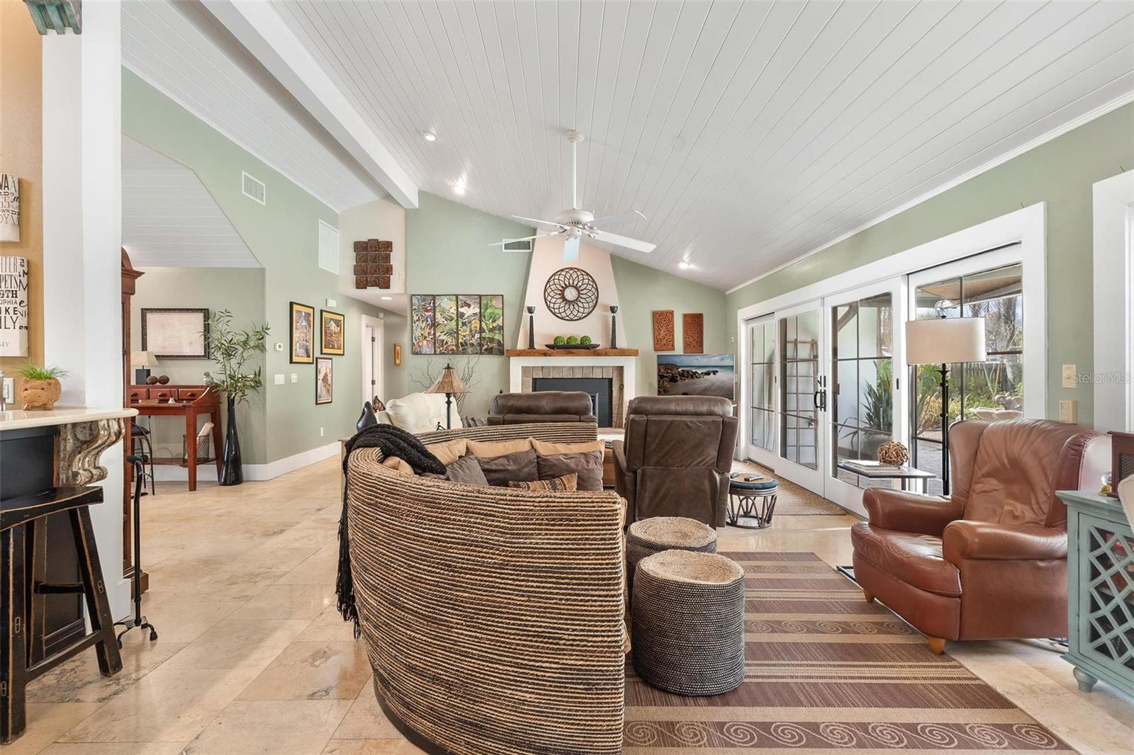 Image 13 of 69 For 9175 Silver Lake Drive