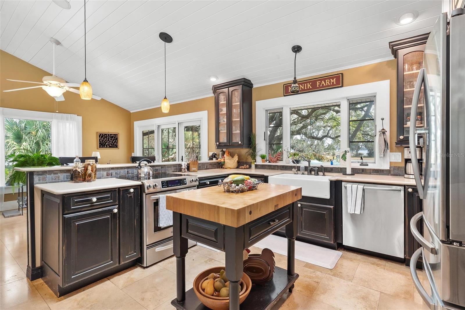 Image 19 of 69 For 9175 Silver Lake Drive