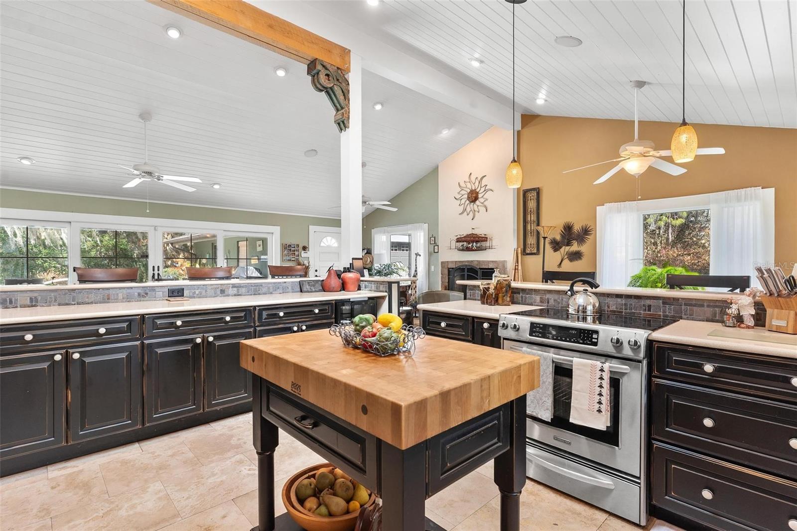 Image 21 of 69 For 9175 Silver Lake Drive