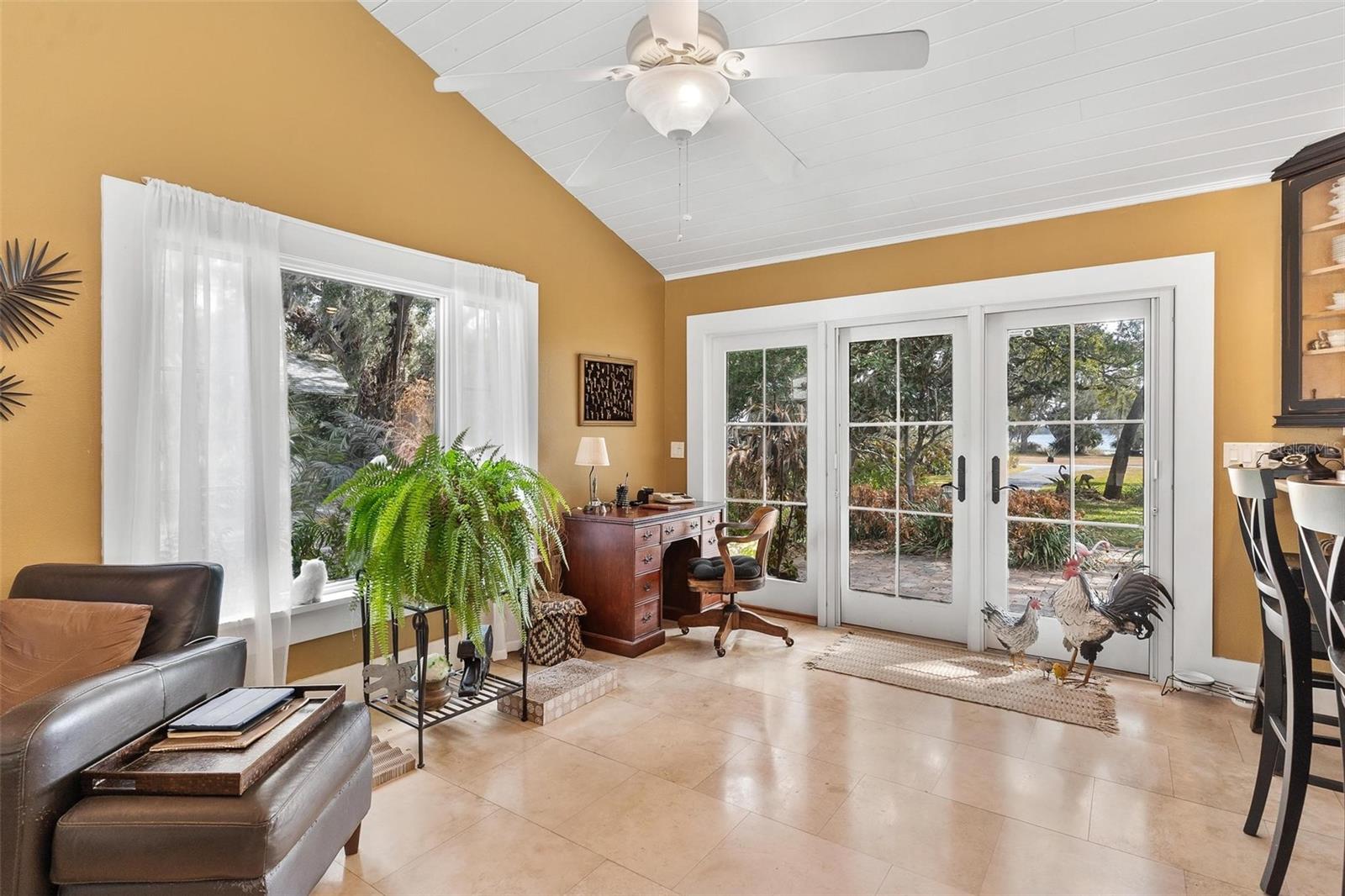 Image 27 of 69 For 9175 Silver Lake Drive