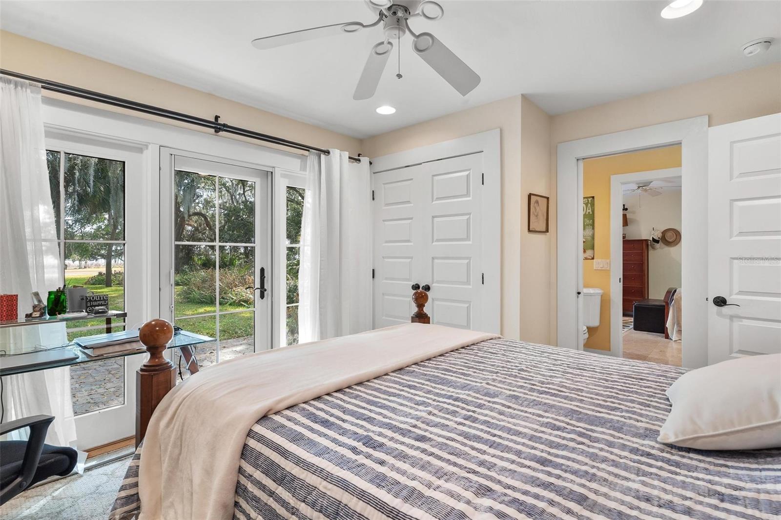 Image 38 of 69 For 9175 Silver Lake Drive