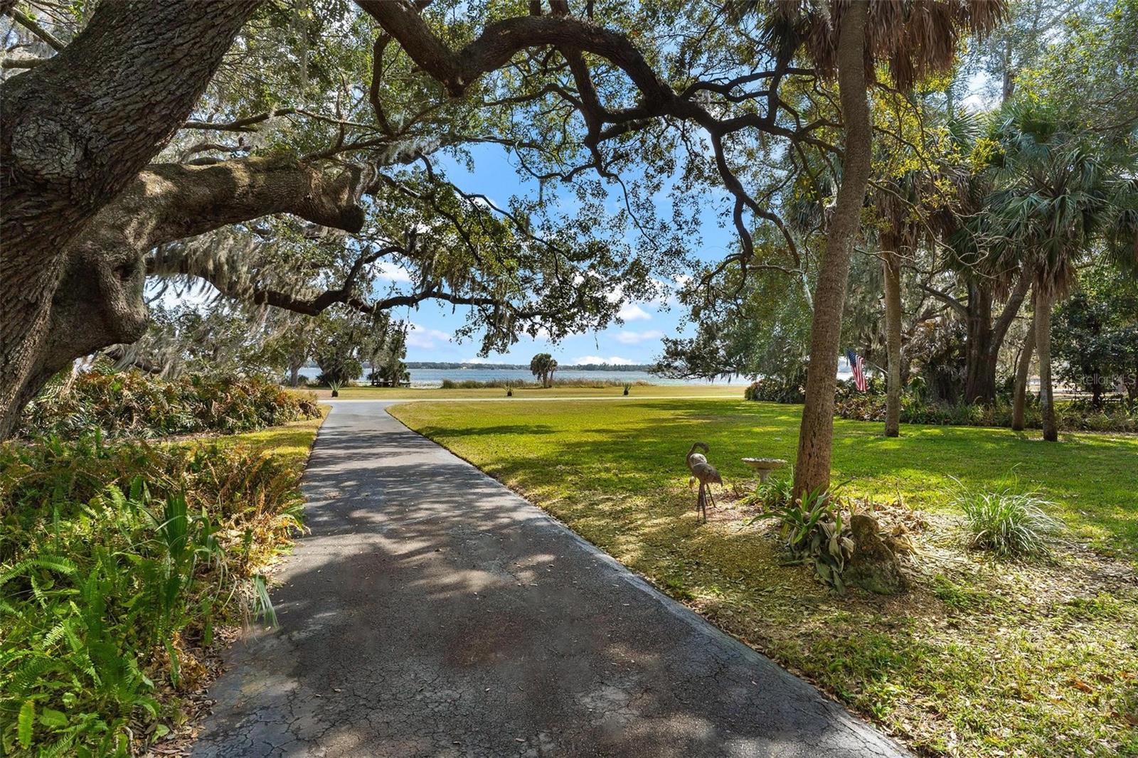 Image 6 of 69 For 9175 Silver Lake Drive