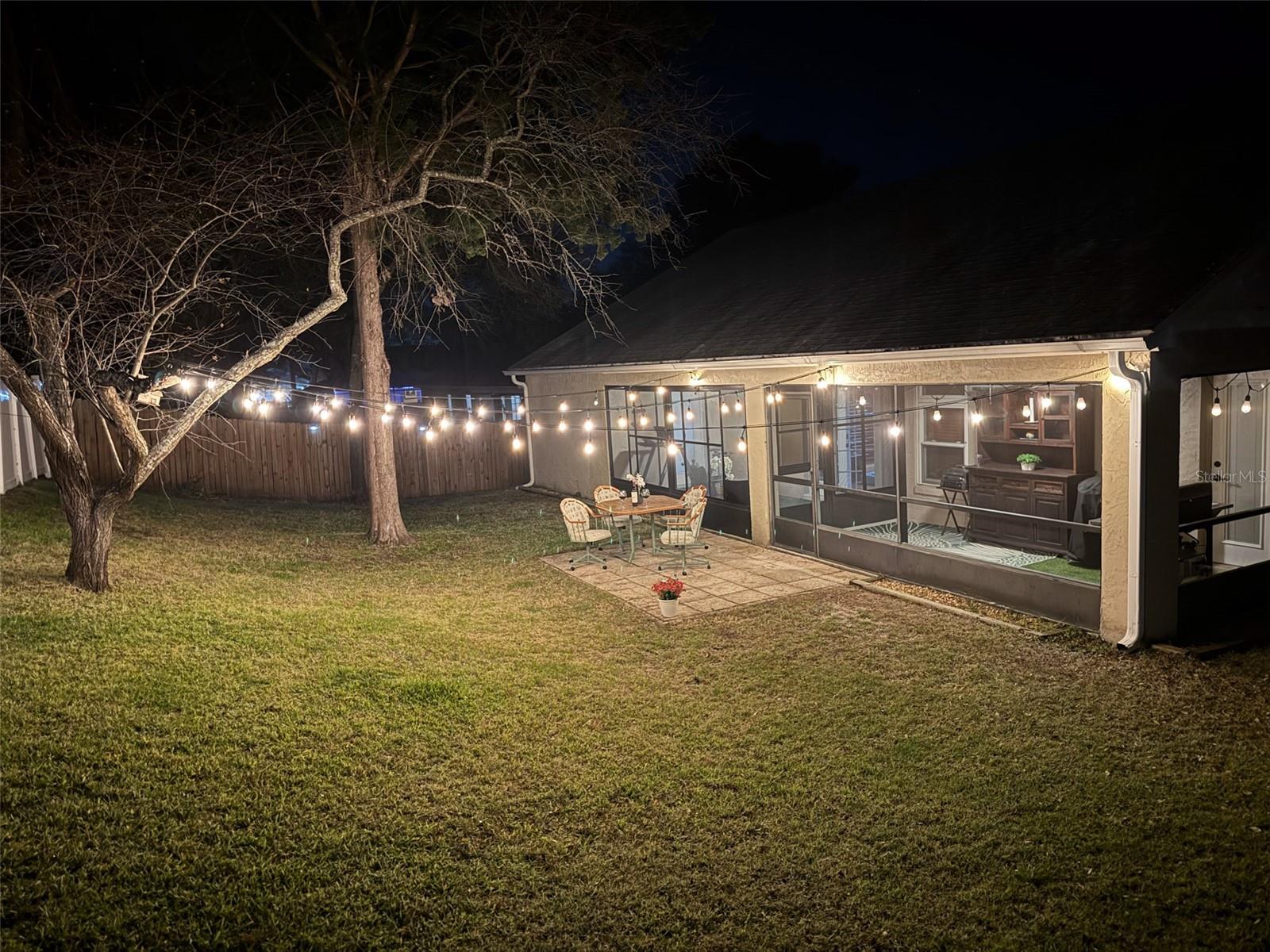 Image 19 of 73 For 2716 Sunbury Street