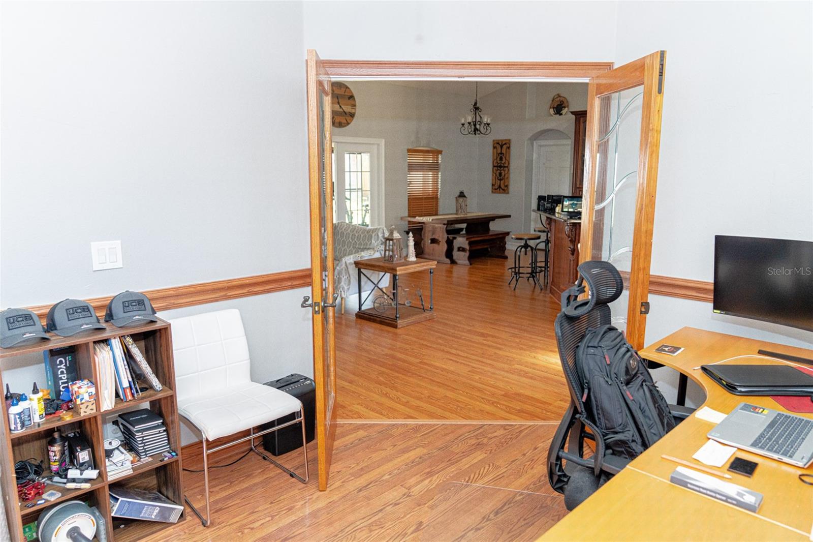 Image 31 of 73 For 2716 Sunbury Street