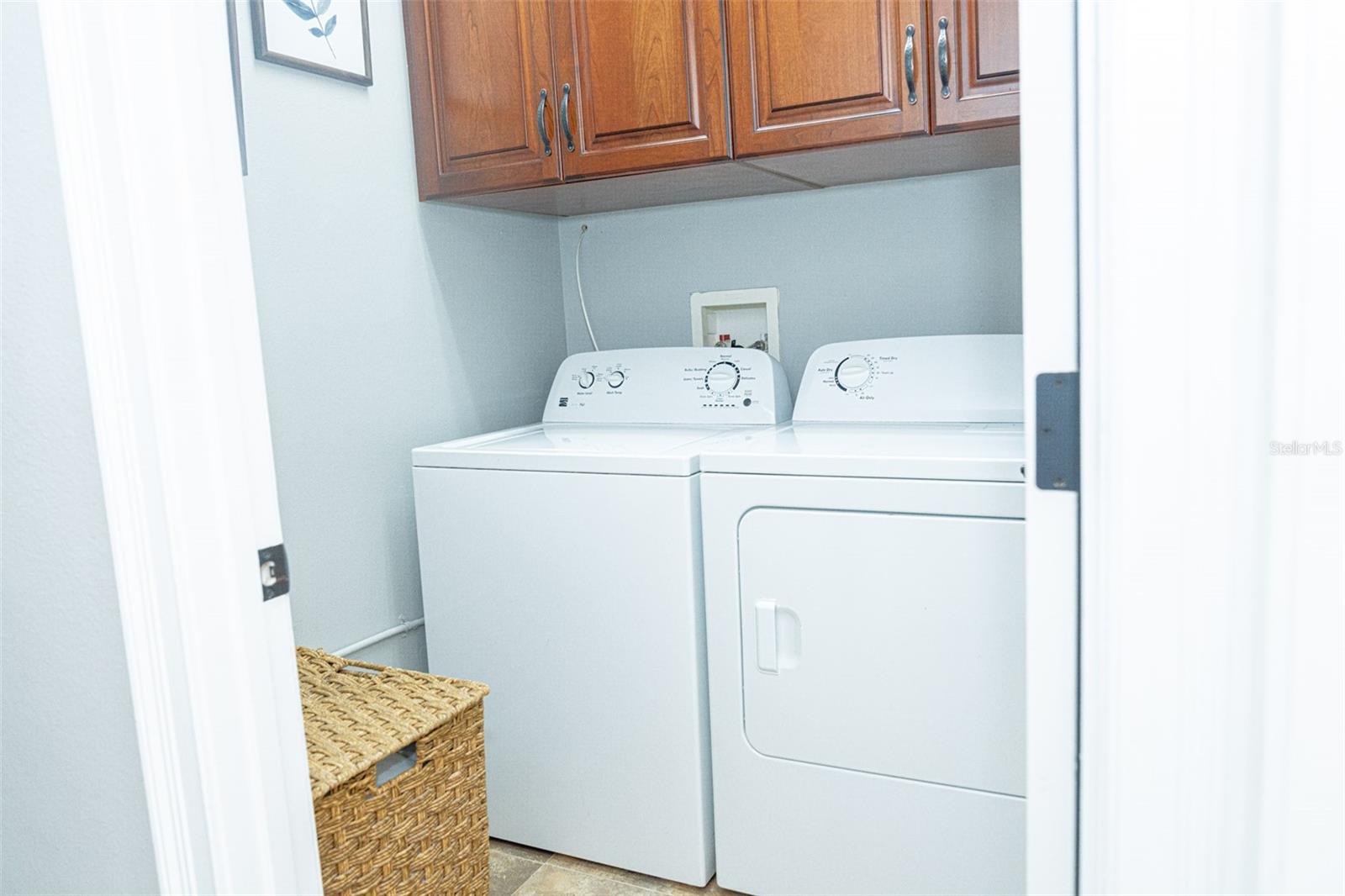 Image 44 of 73 For 2716 Sunbury Street