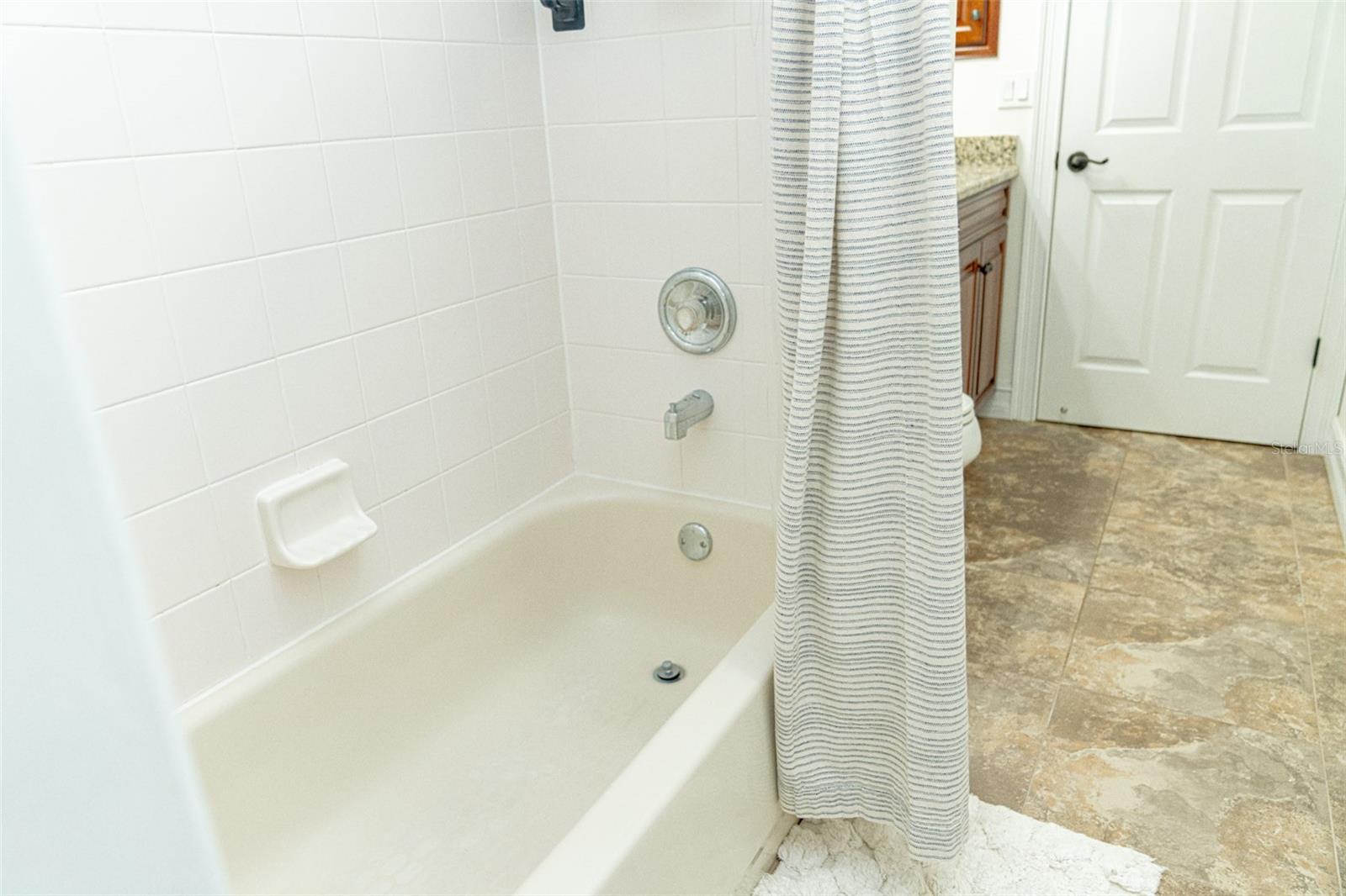 Image 69 of 73 For 2716 Sunbury Street