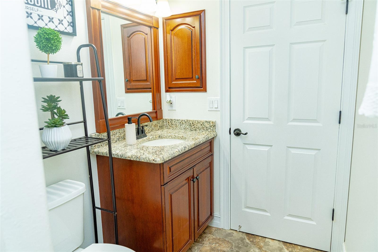 Image 72 of 73 For 2716 Sunbury Street