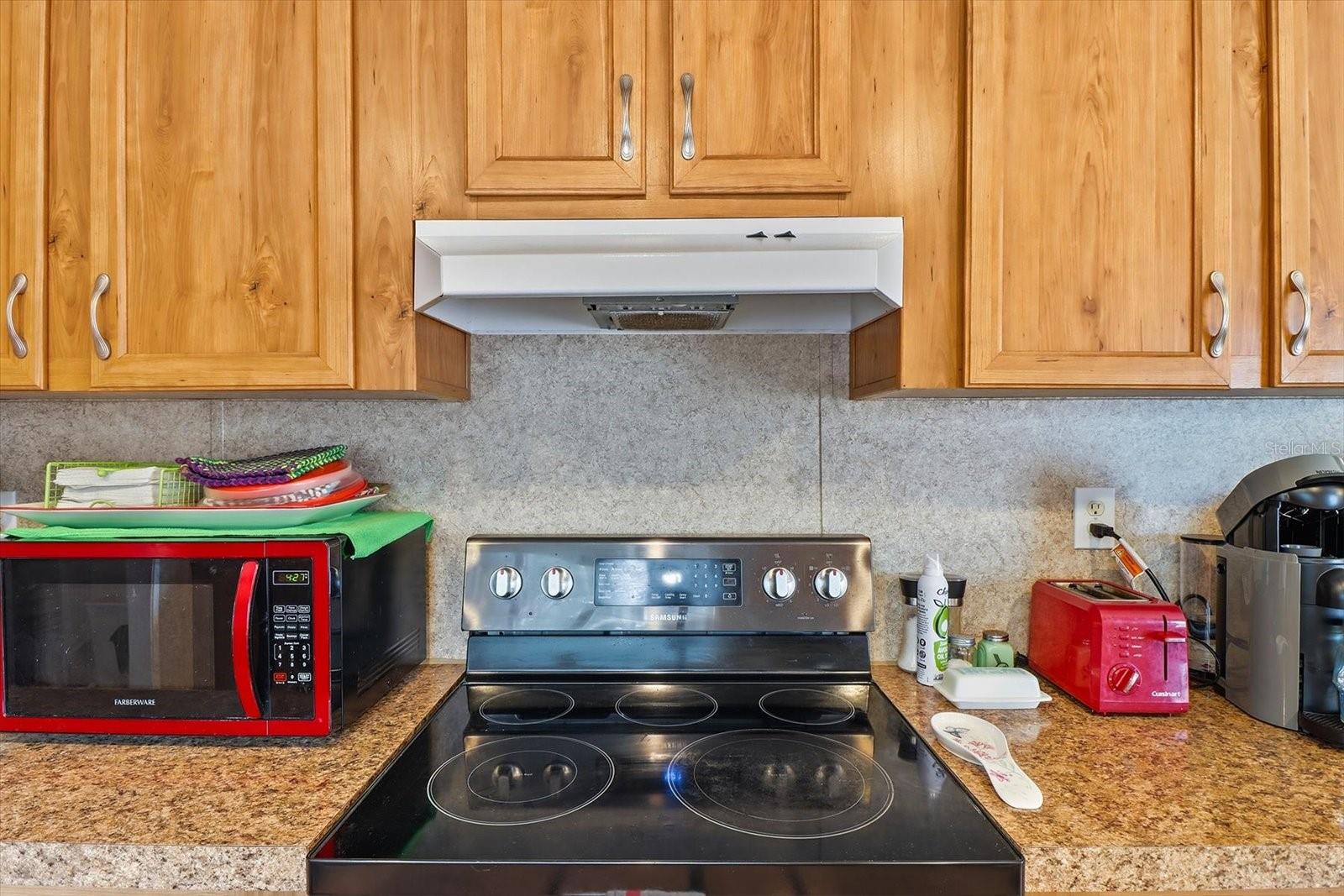 Image 13 of 47 For 8645 Ural Point