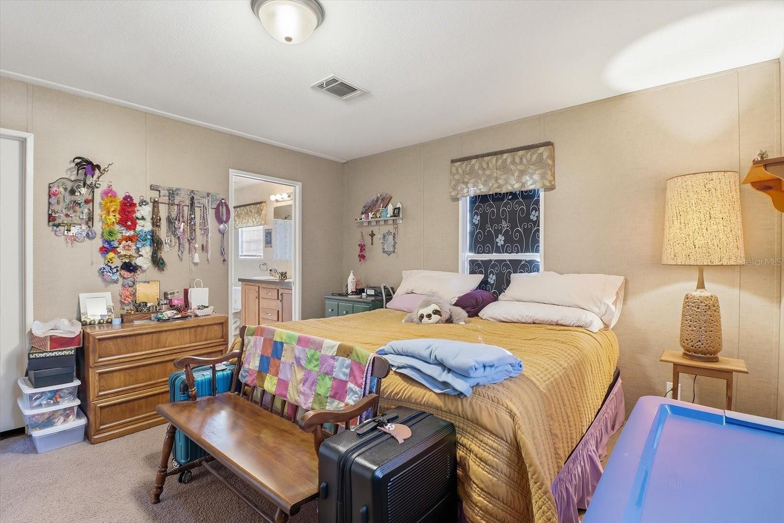 Image 22 of 47 For 8645 Ural Point