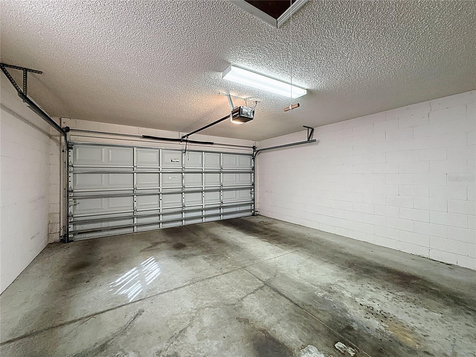 Image 37 of 70 For 3513 Rollingbrook Street