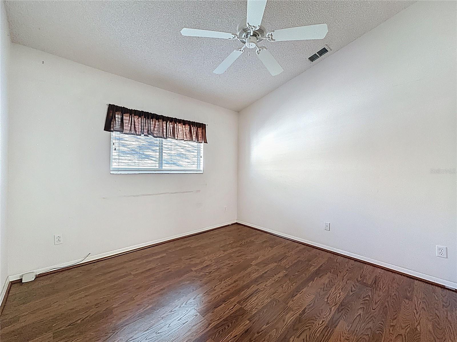 Image 8 of 70 For 3513 Rollingbrook Street