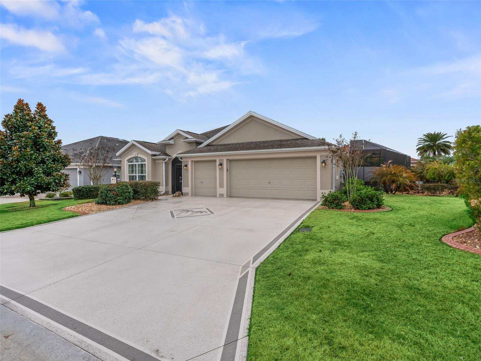 Listing photo id 2 for 1776 Wax Berry Court