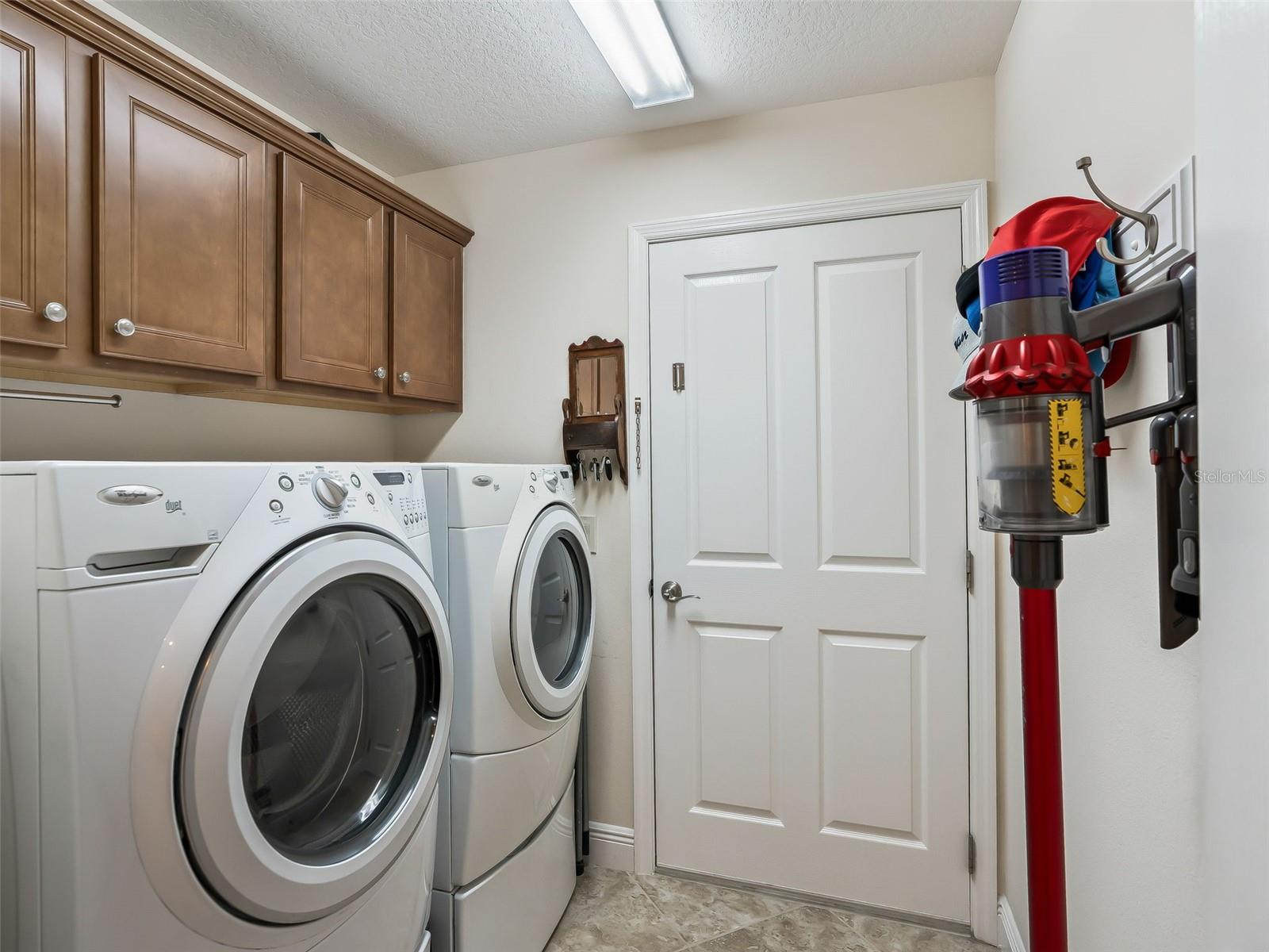 Listing photo id 38 for 1776 Wax Berry Court