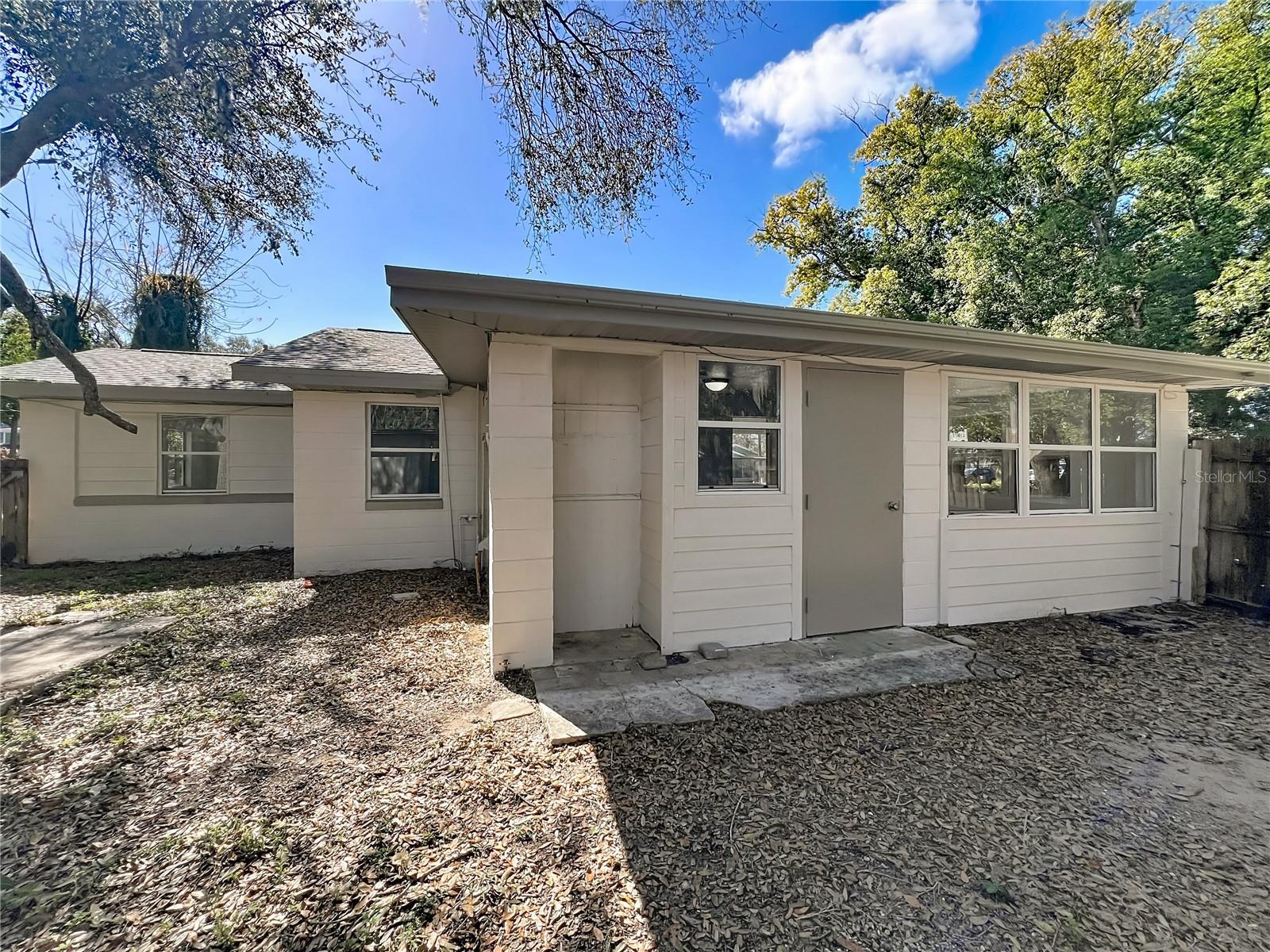 Image 33 of 74 For 301 Atwater Avenue