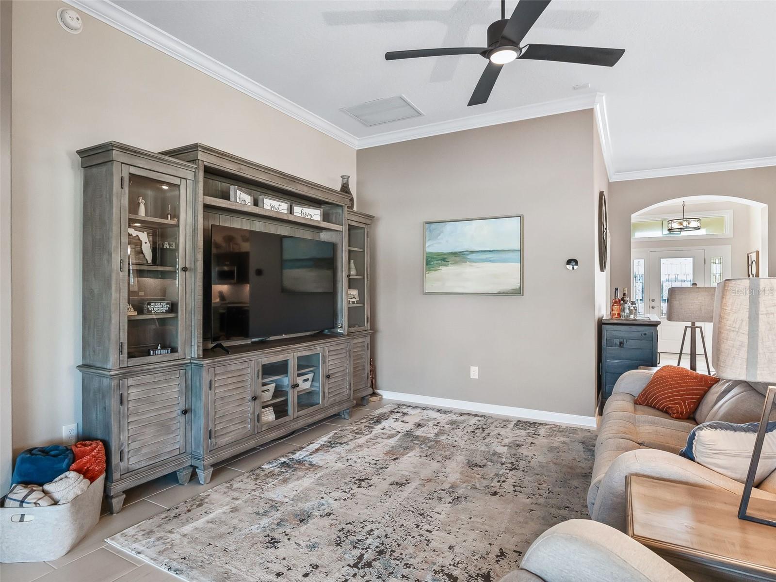 Image 14 of 39 For 5970 Sternemann Street