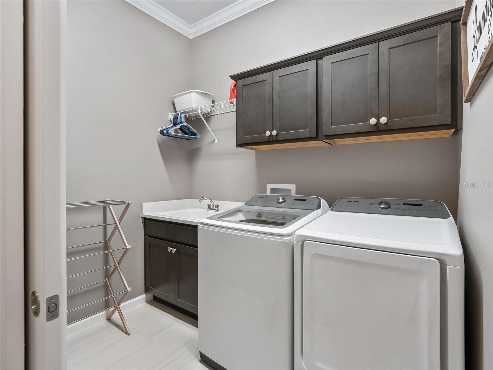 Image 32 of 39 For 5970 Sternemann Street