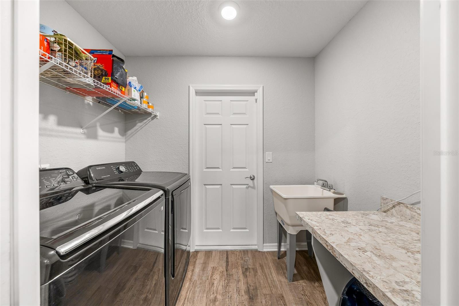 Image 15 of 39 For 8992 42nd Court