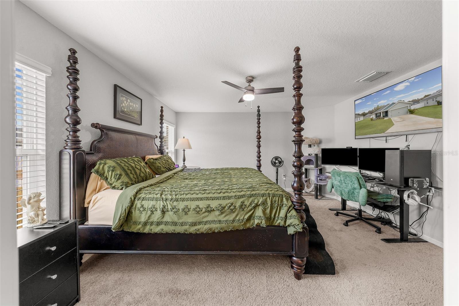 Image 19 of 39 For 8992 42nd Court