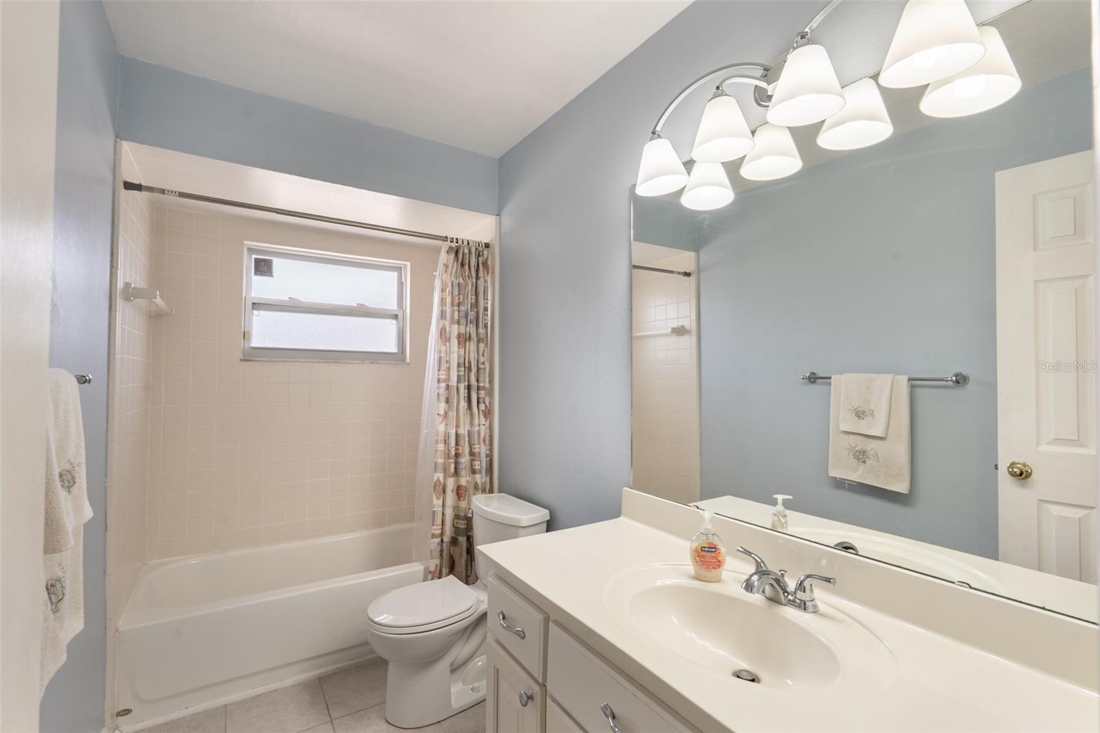 Image 21 of 31 For 7611 Wethersfield Drive