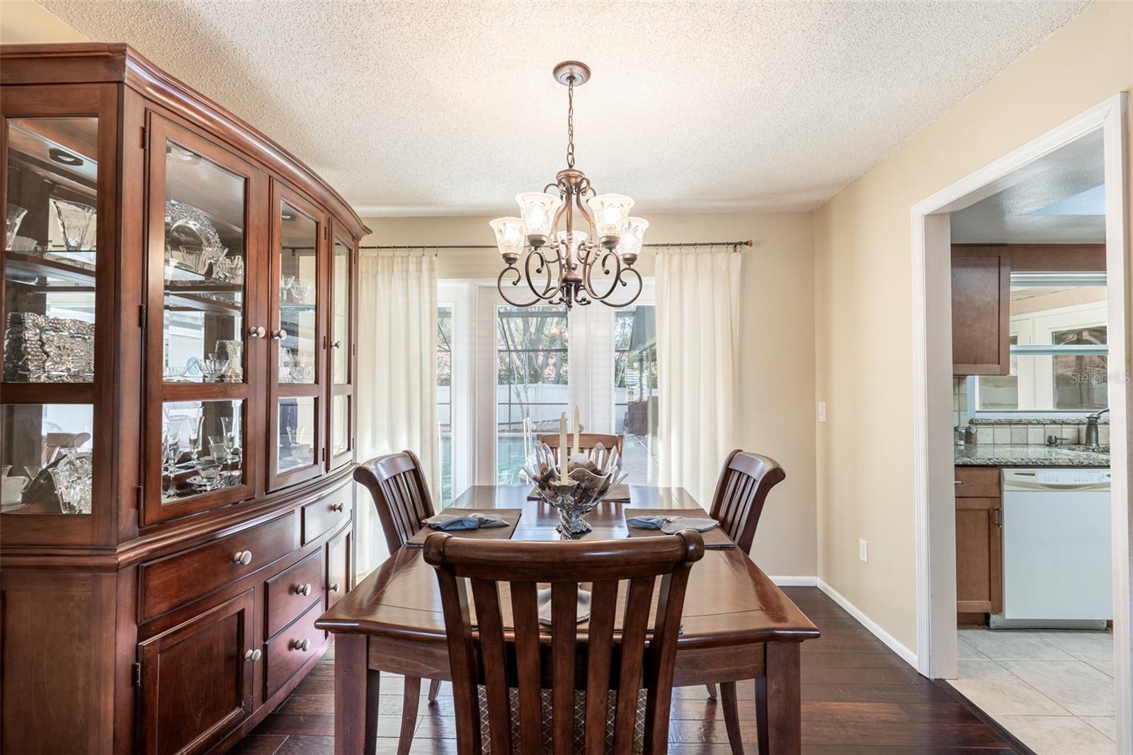 Image 7 of 31 For 7611 Wethersfield Drive