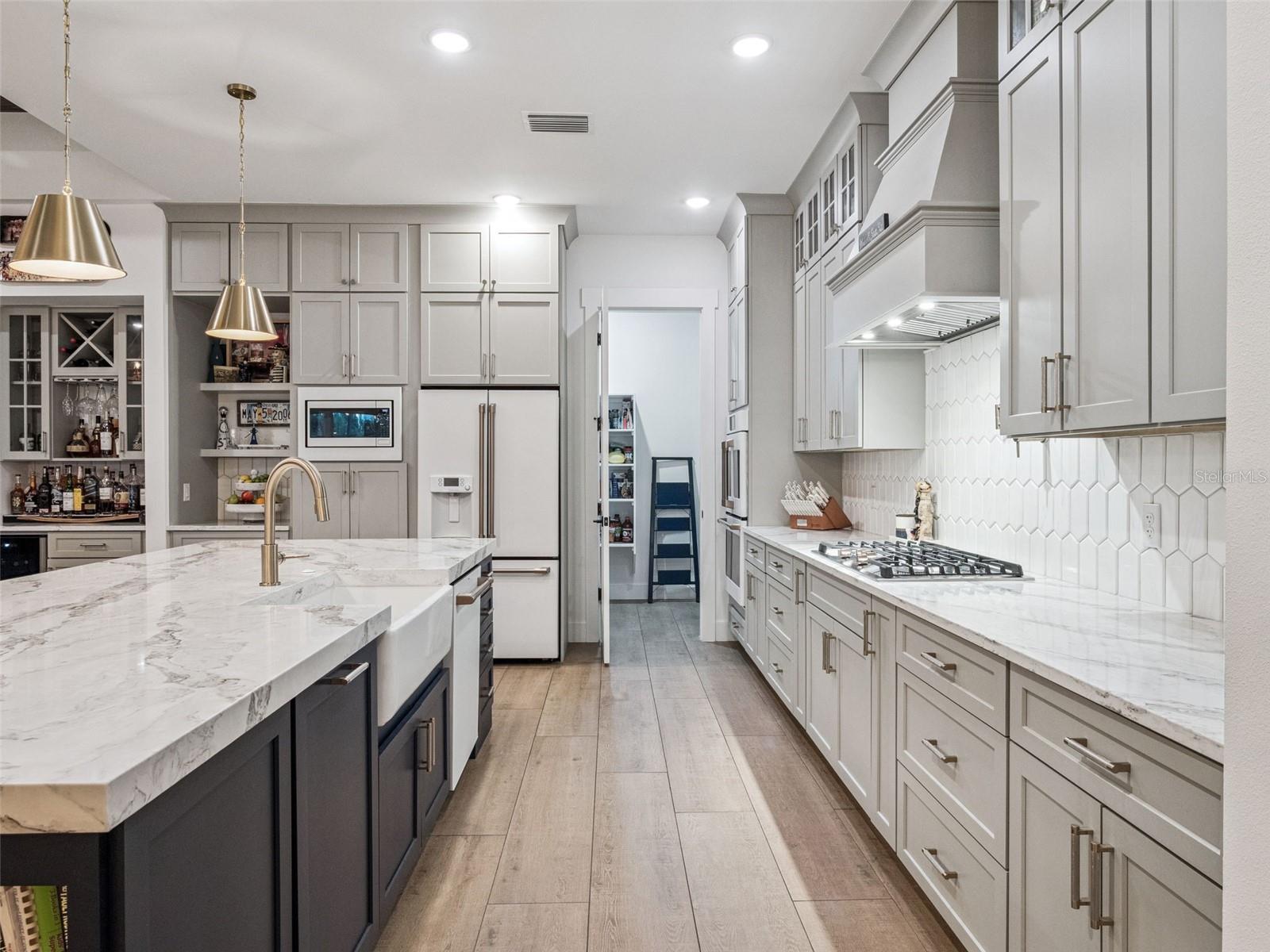 Image 13 of 94 For 16922 Apopka Springs Boulevard