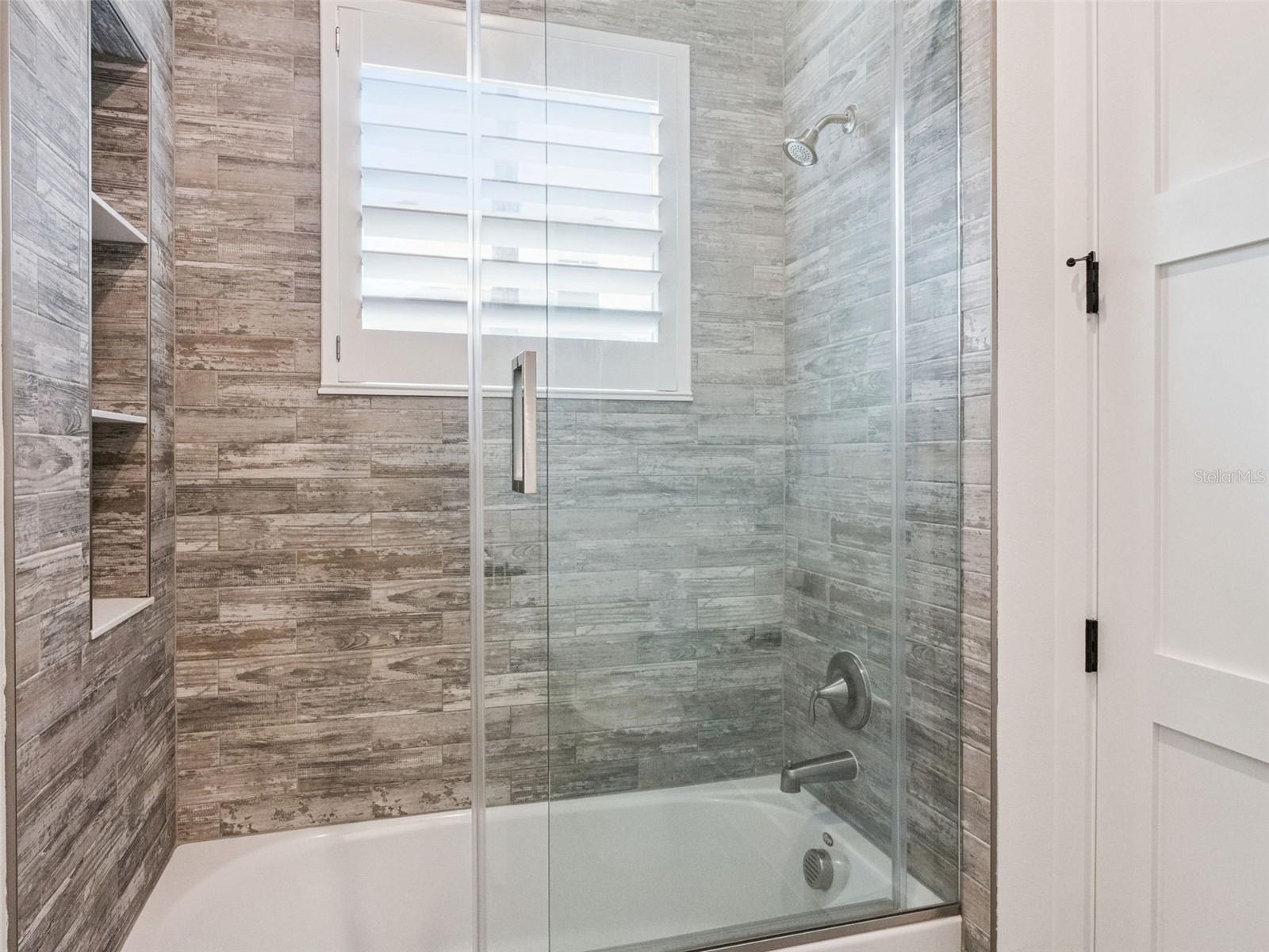 Image 75 of 94 For 16922 Apopka Springs Boulevard