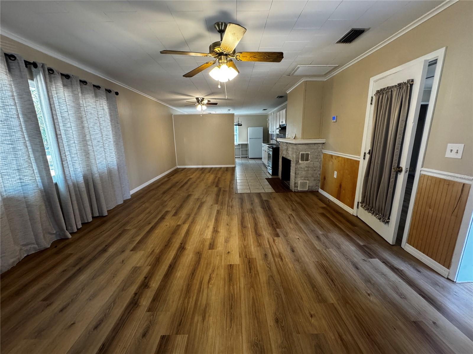 Image 3 of 10 For 4160 Melanie Lane