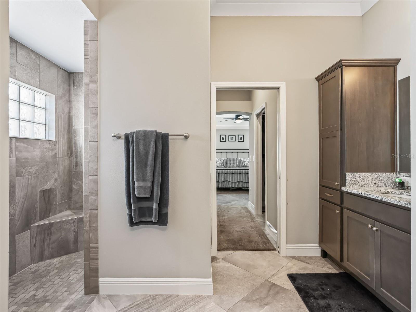 Image 28 of 63 For 3218 Zipperer Way